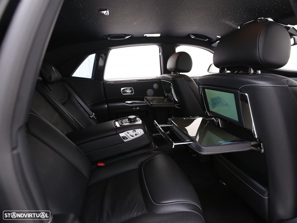 Rolls Royce Ghost Black Badge - 27