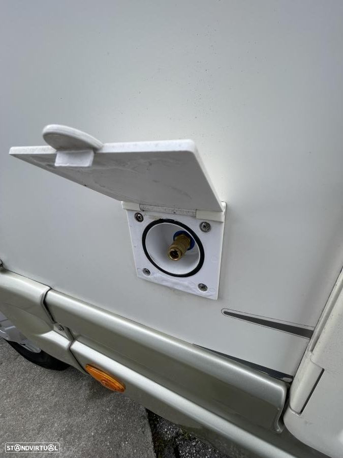 Autostar Auros 80 Distinction 2.3 MJ cama francesa - 41
