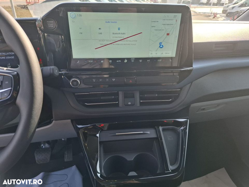 Ford Tourneo Custom - 15