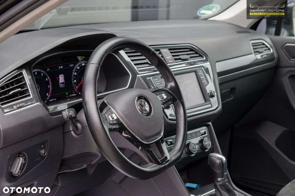 Volkswagen Tiguan - 24