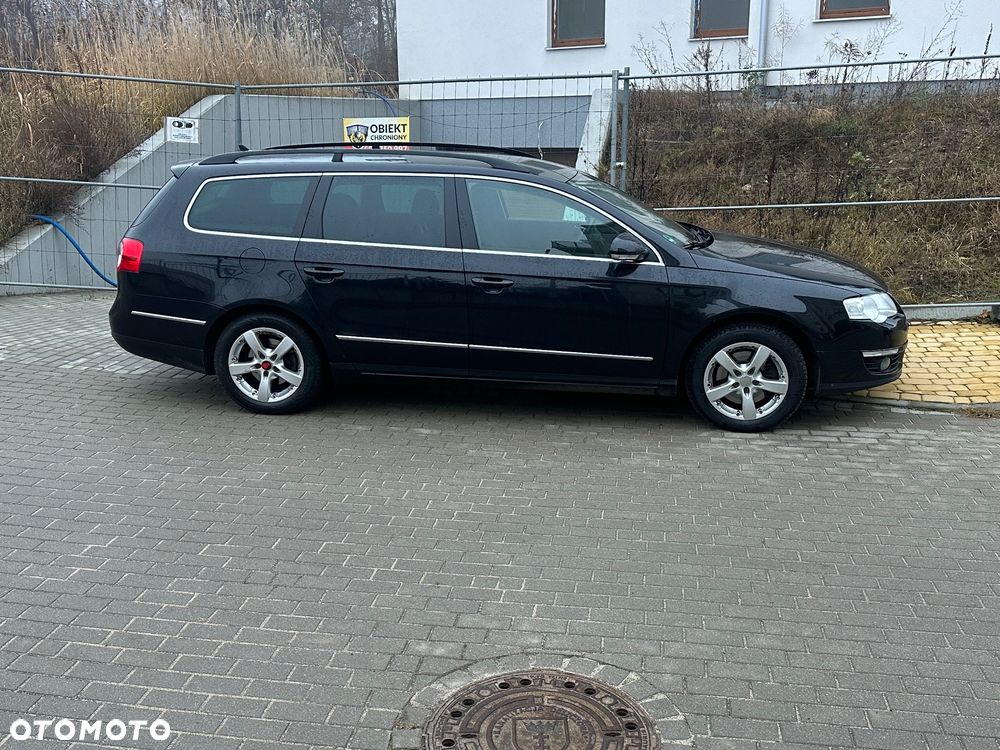 Volkswagen Passat 2.0 TDI DPF Comfortline Blue Motion Technology - 1