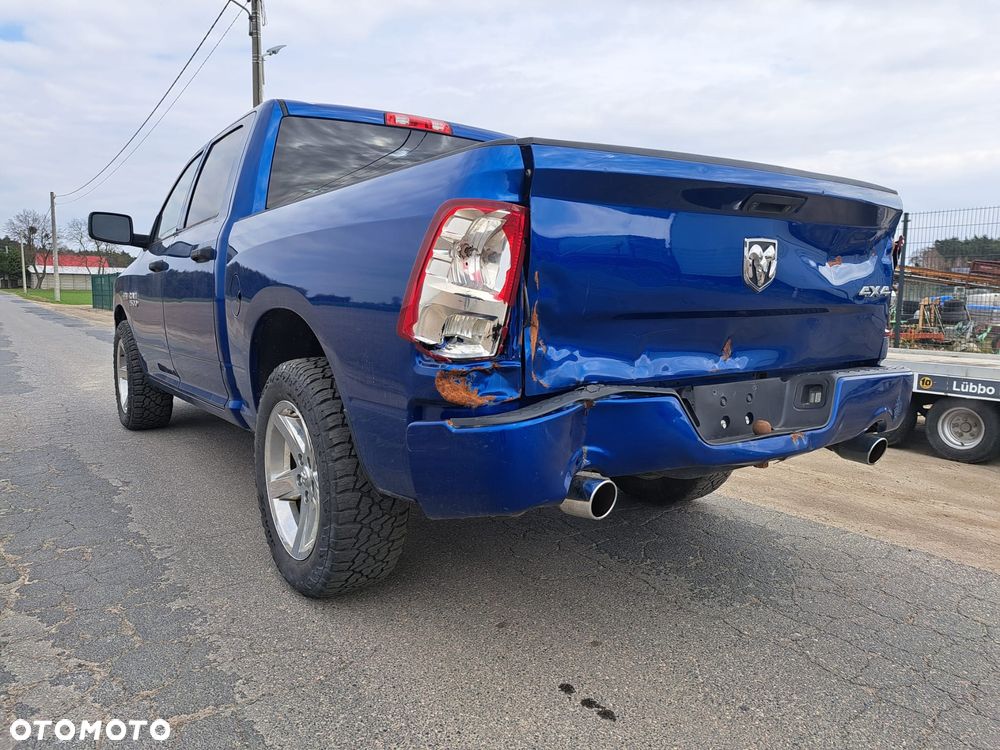 Dodge RAM 5.7 4x4 - 10