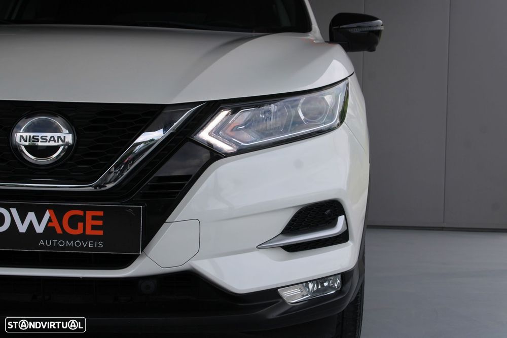 Nissan Qashqai 1.3 DIG-T N-Connecta - 30