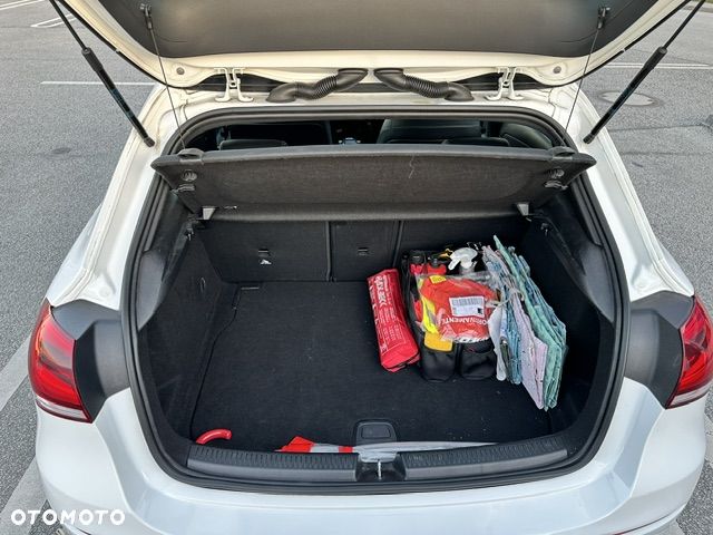 Mercedes-Benz Klasa A 180 Style 7G-DCT - 10