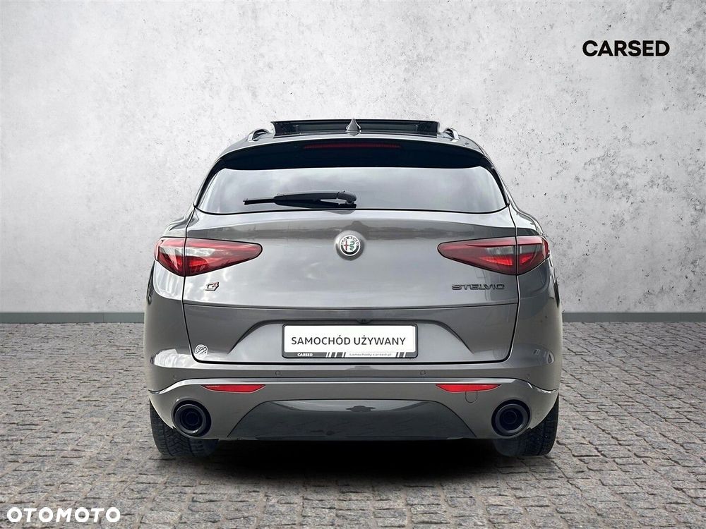 Alfa Romeo Stelvio 2.0 Turbo Veloce Q4 - 38