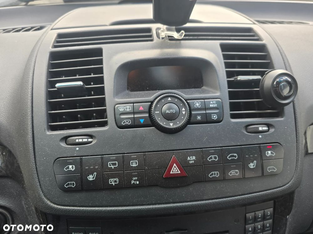 Mercedes-Benz Viano 3.0 CDI Ambiente (d³ugi) - 25