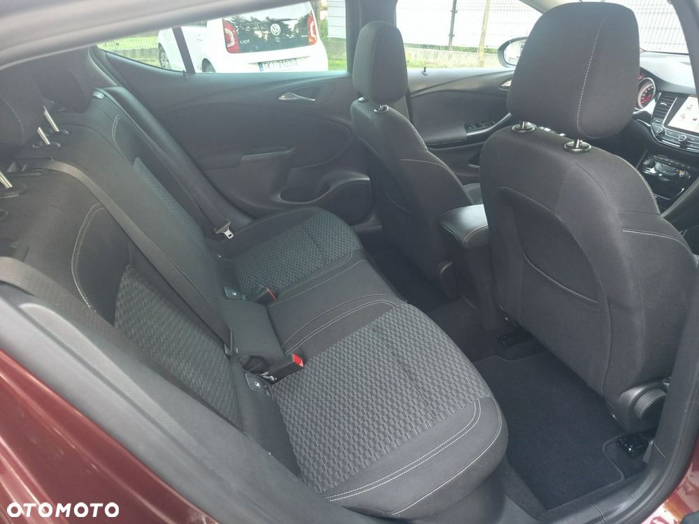 Opel Astra - 9