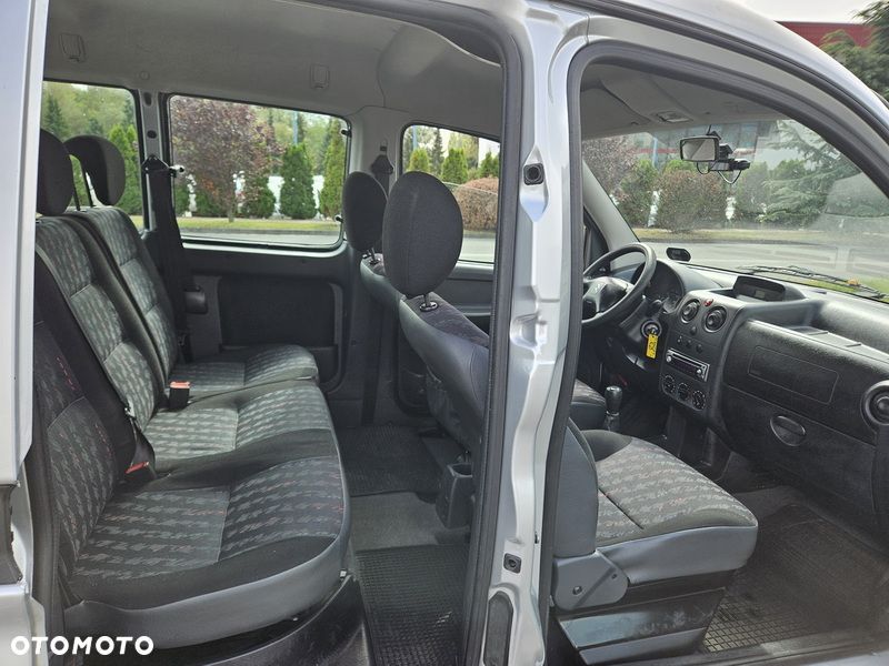 Citroën Berlingo 1.6 HDi First - 11