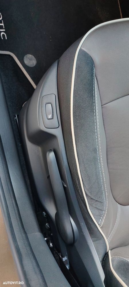 Renault Captur ENERGY dCi EDC Intens - 19