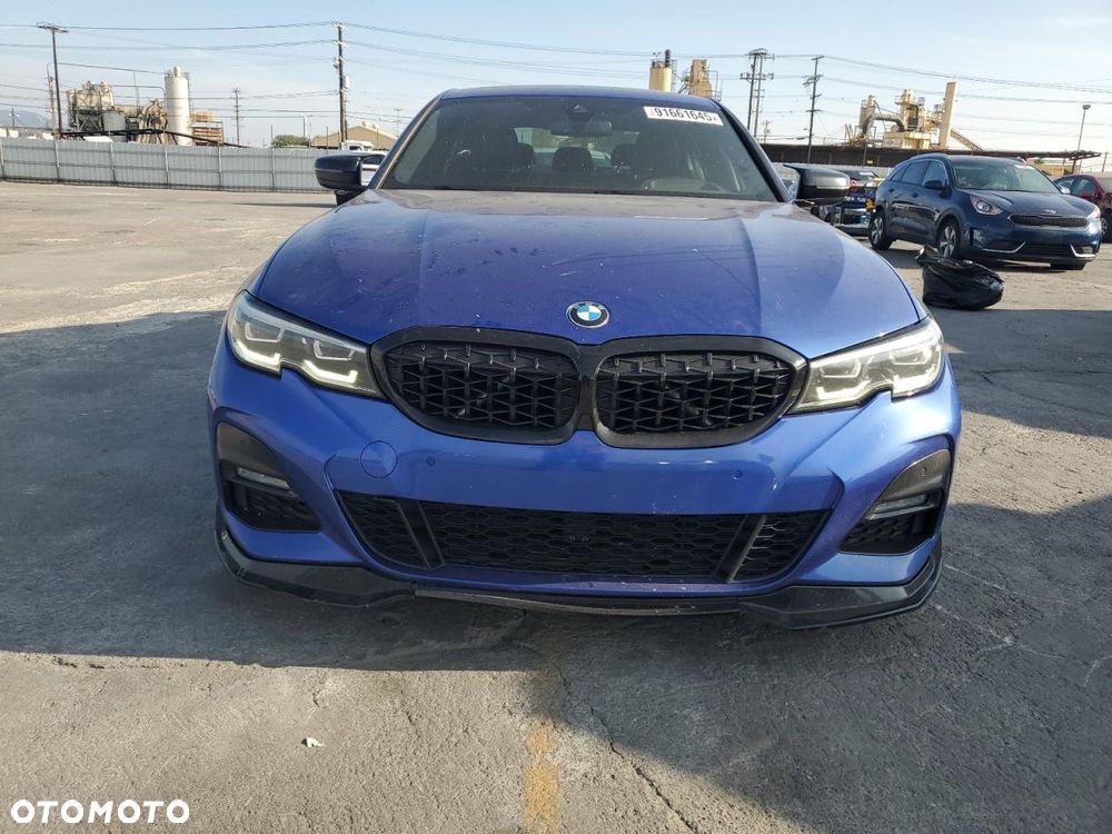 BMW Seria 3 330i xDrive M Sport sport - 5