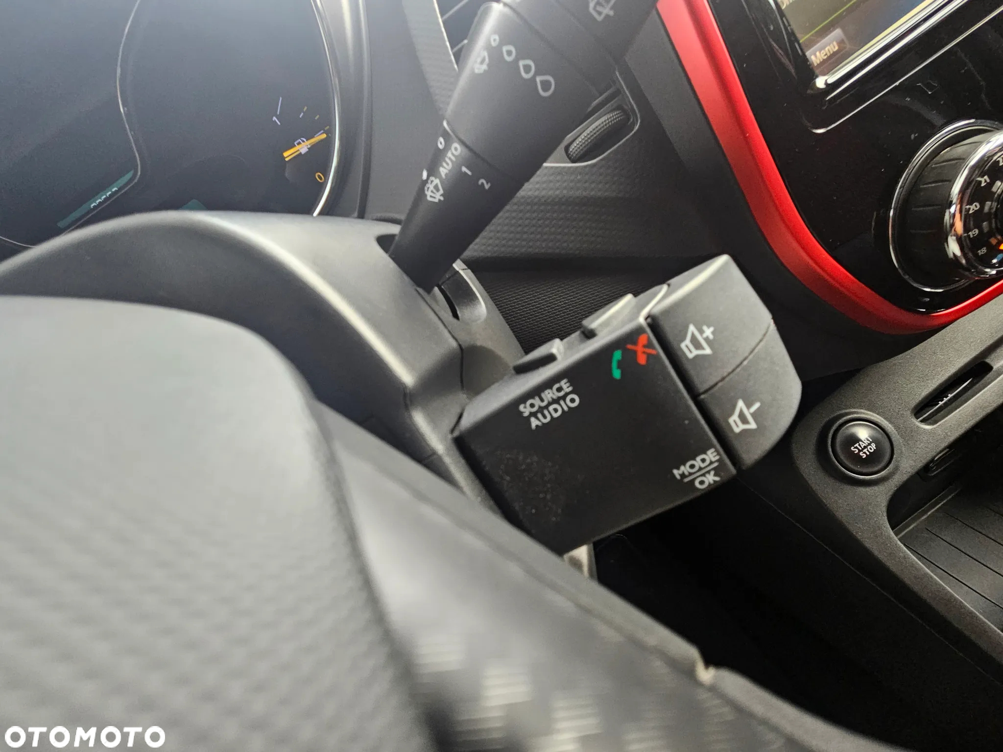 Renault Captur TCe 120 EDC Helly Hansen - 19