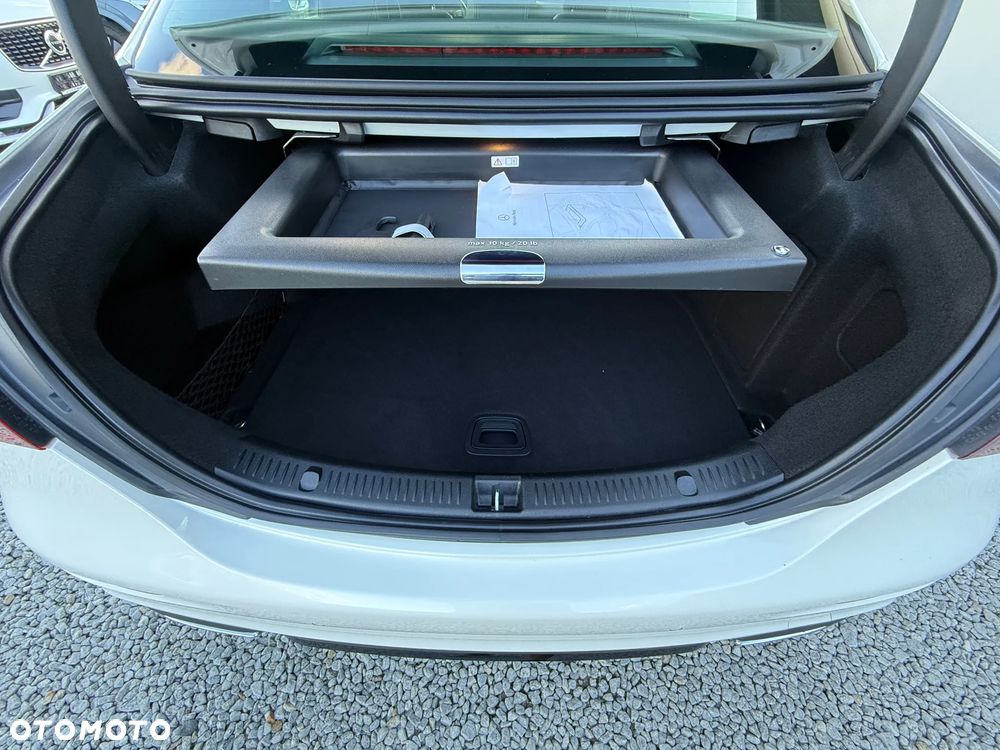 Mercedes-Benz Klasa E 220 d 9G-TRONIC AMG Line - 31