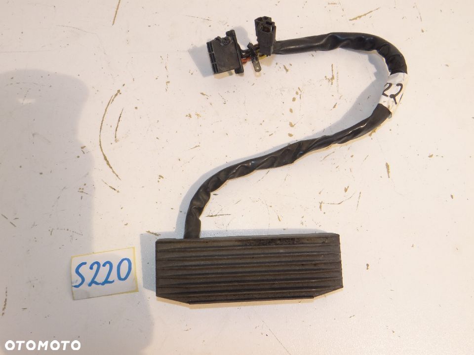 Suzuki VS 600 700 750 800 regulator napięcia S220