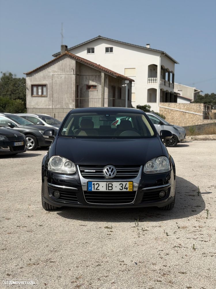 VW Jetta 1.9 TDi BlueM. Confortline - 4