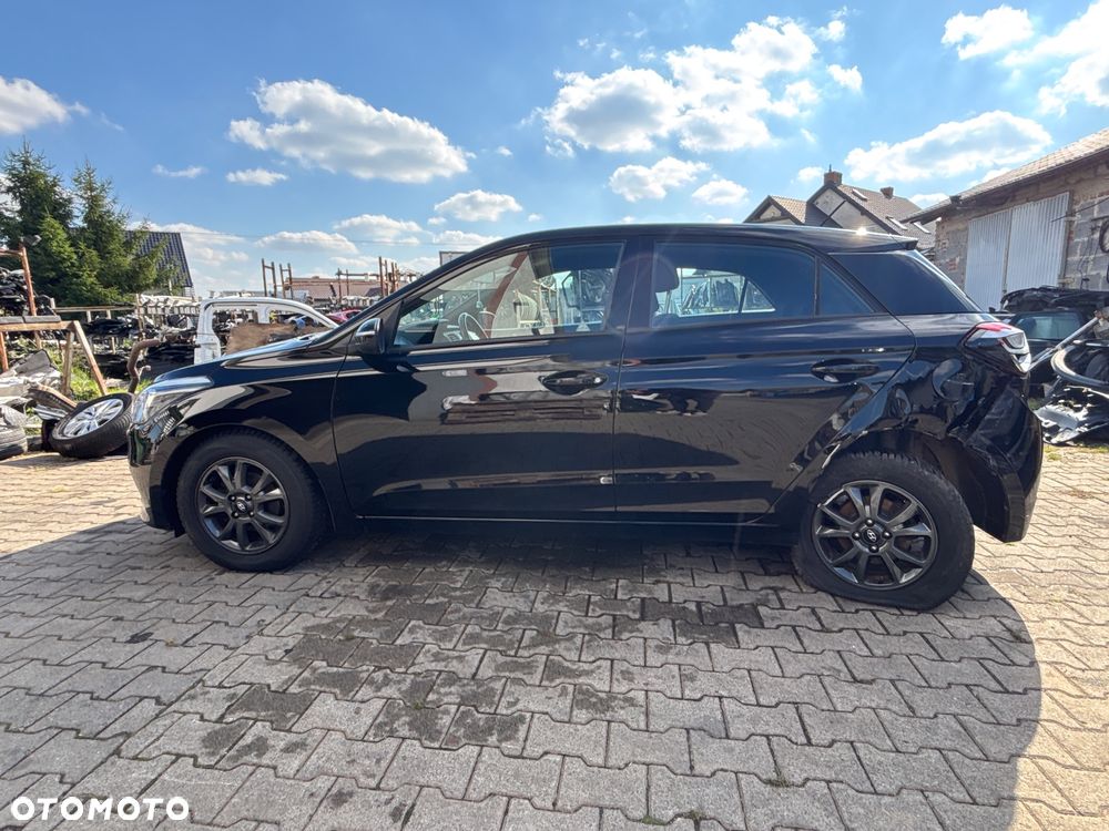 Hyundai i20 - 15