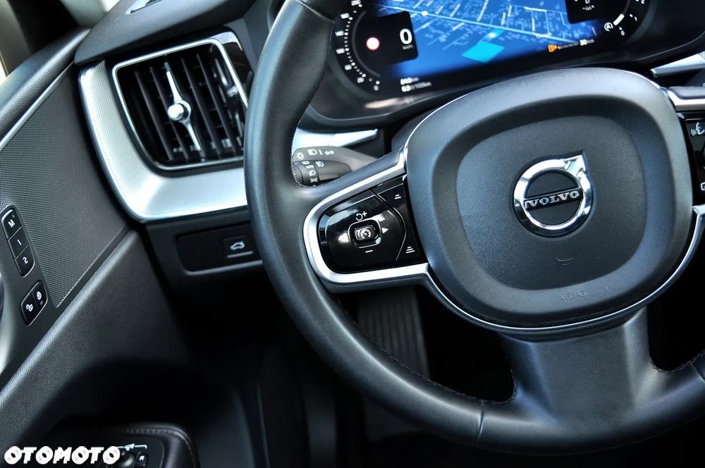 Volvo XC 60 B4 D Geartronic RDesign - 17