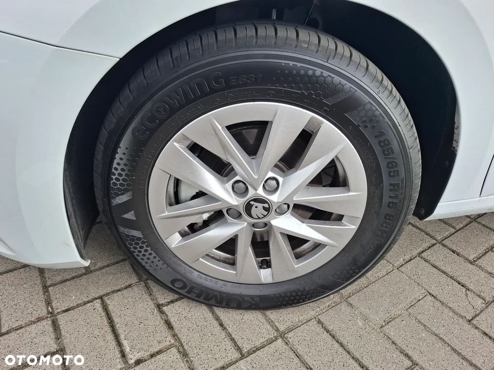 Skoda Fabia 1.0 TSI Selection - 8