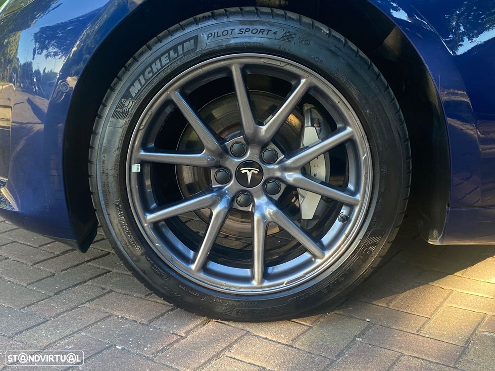 Tesla Model 3 Tração Traseira - 22