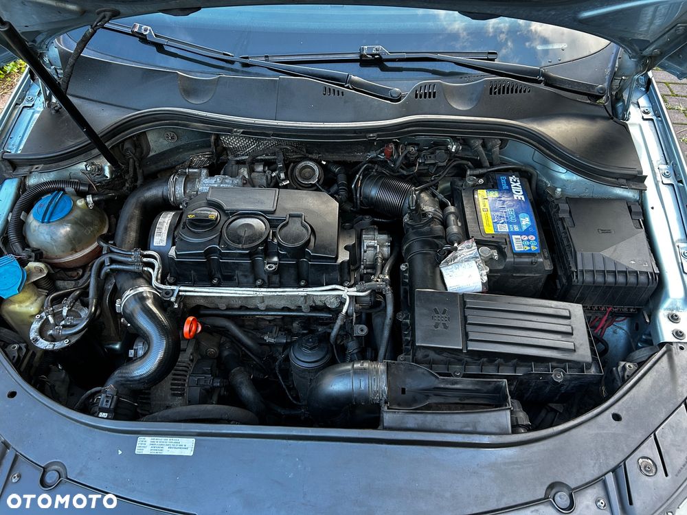 Volkswagen Passat 2.0 TDI Comfortline - 9