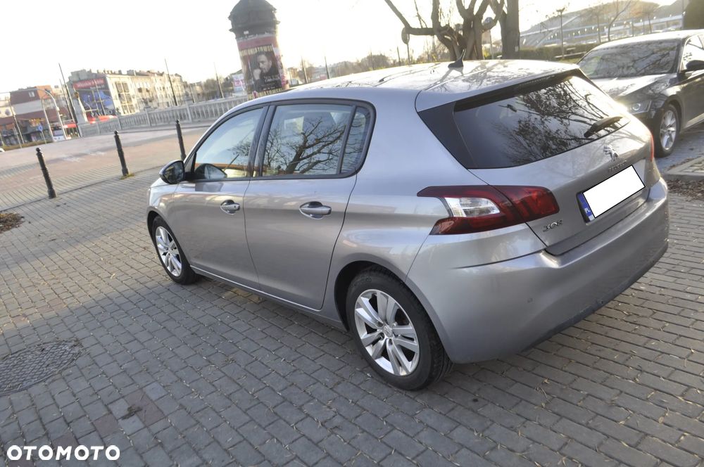 Peugeot 308 125 THP Allure - 8