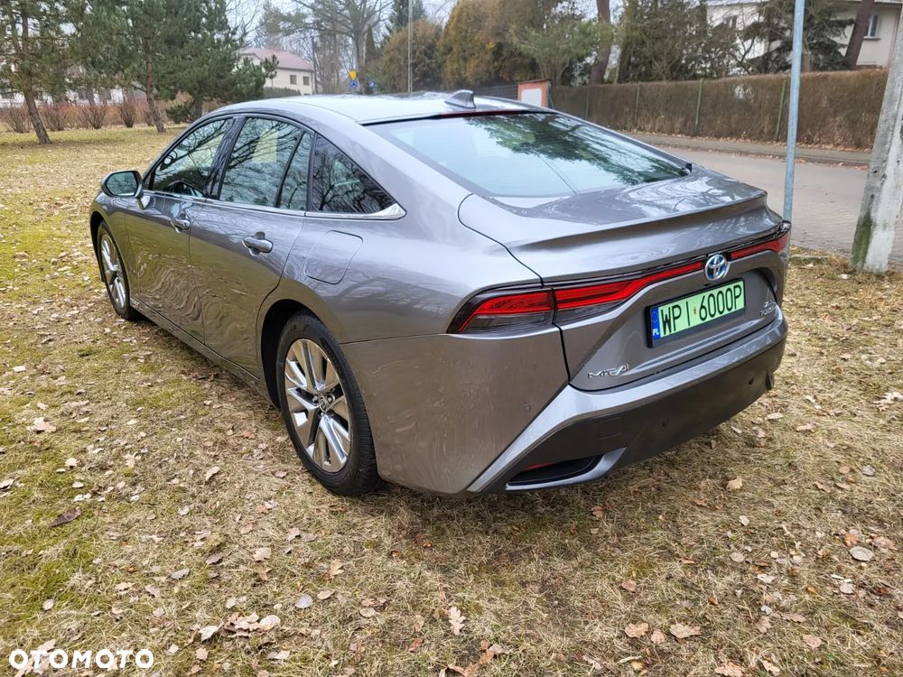 Toyota Mirai Advanced - 4