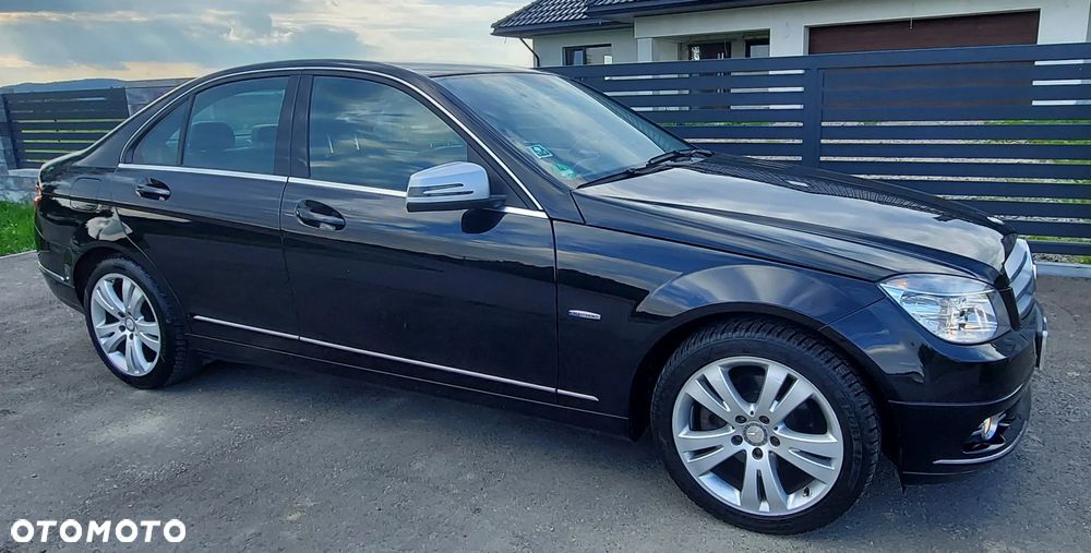 Mercedes-Benz Klasa C 200 CGI Automatik BlueEFFICIENCY Avantgarde - 5
