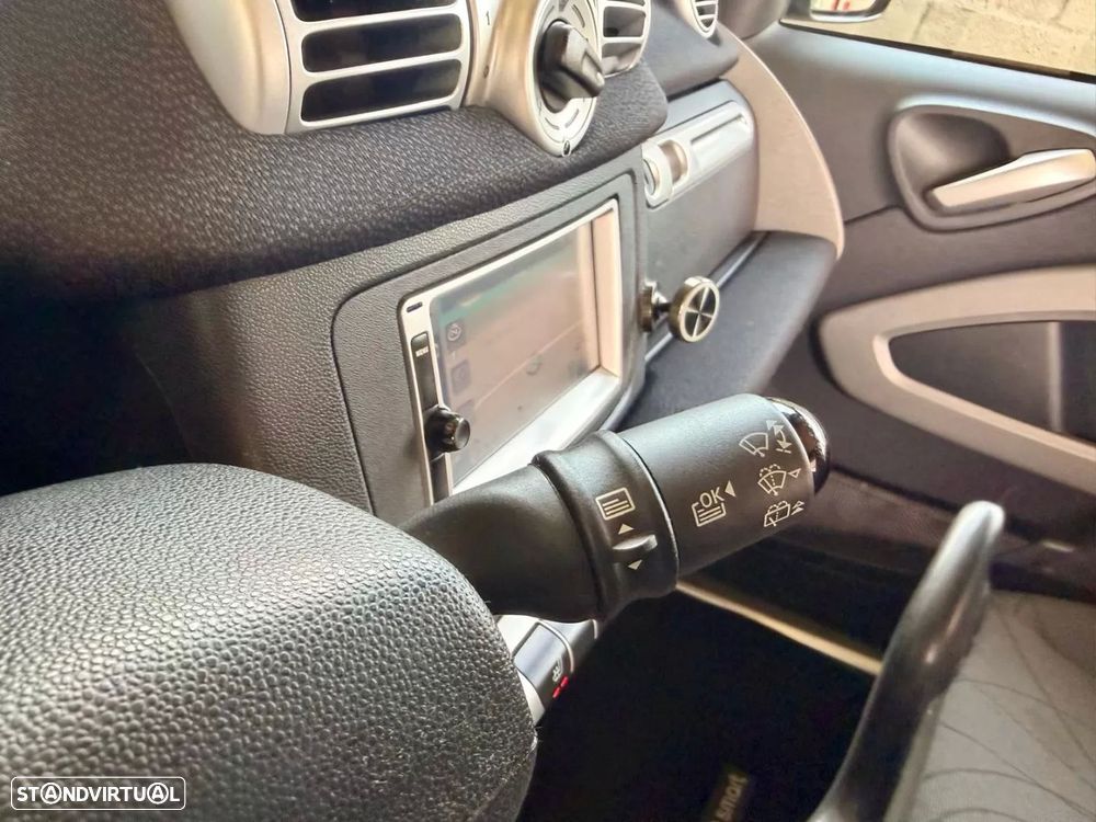 Smart Fortwo Coupé 1.0 mhd Passion 71 — fotografia 15