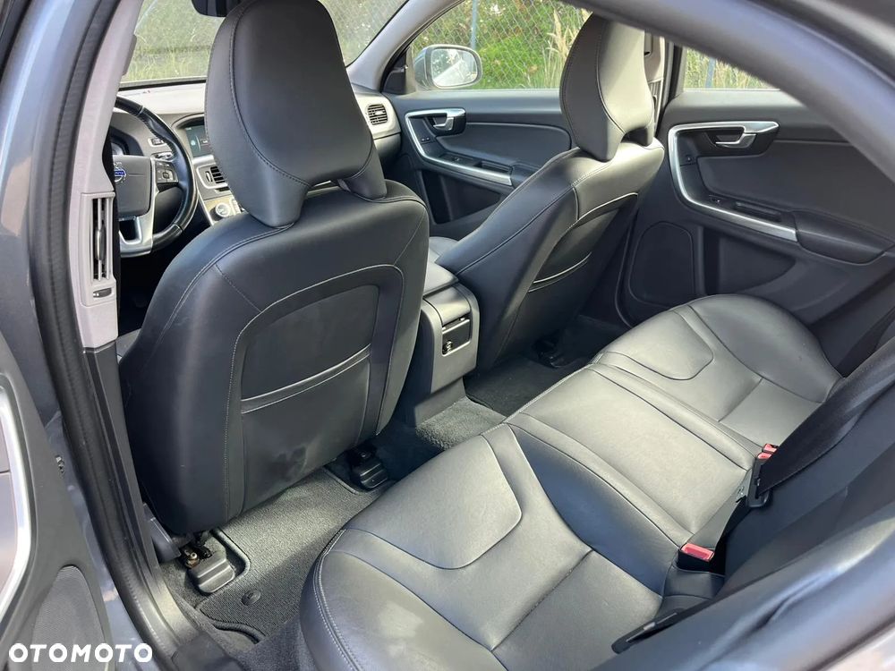 Volvo S60 - 5
