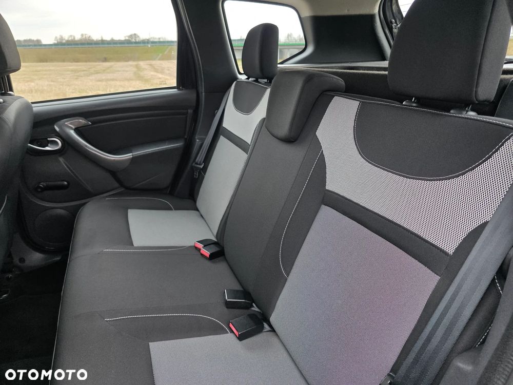 Dacia Duster 1.6 SCe Prestige - 23