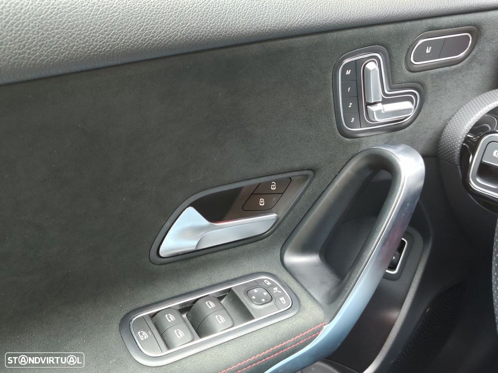 Mercedes-Benz A 200 Limousine d AMG Line Aut. - 25