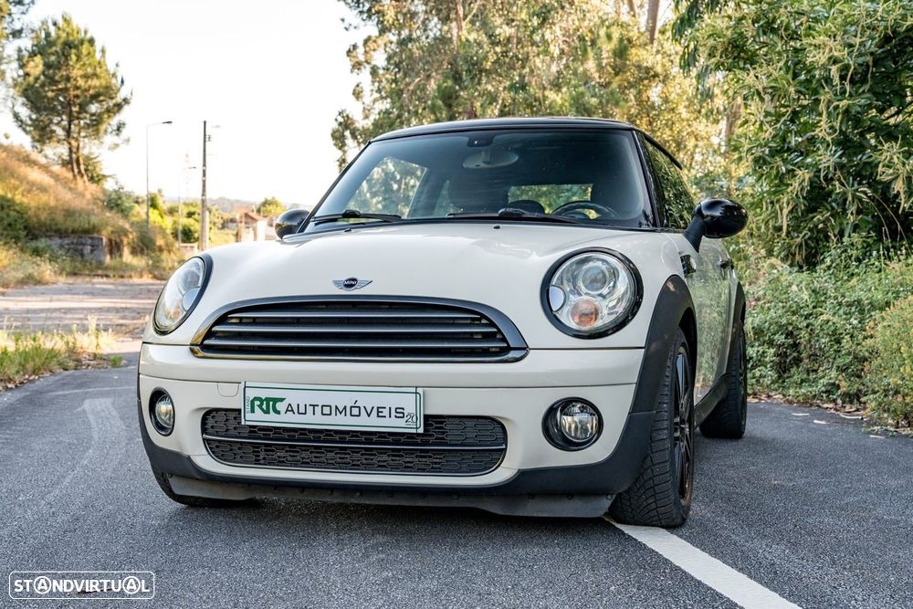 MINI 3 Portas Cooper D - 6