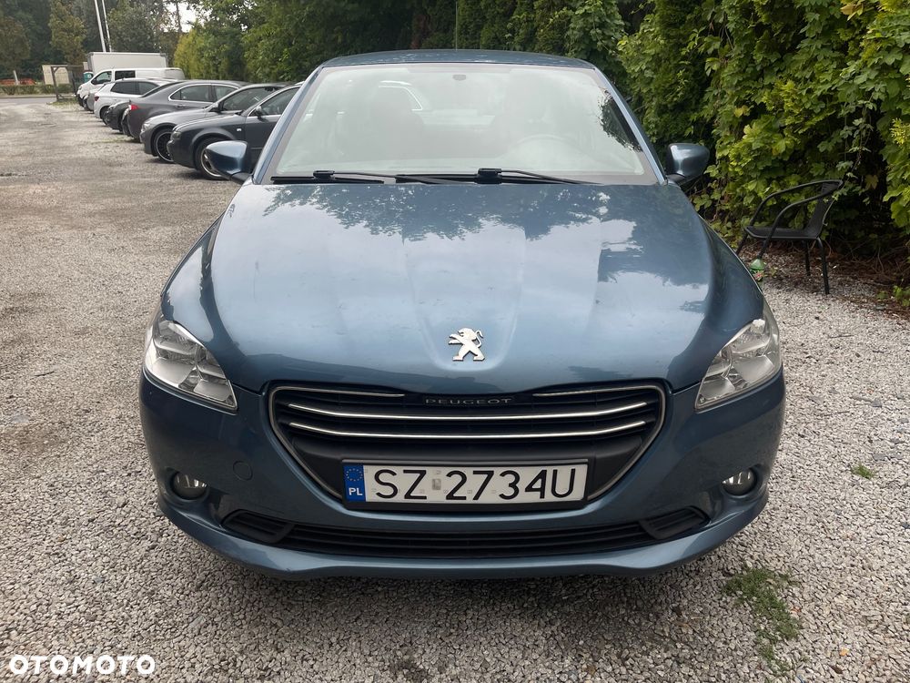 Peugeot 301 1.2 VTi/Pure Tech Allure - 2