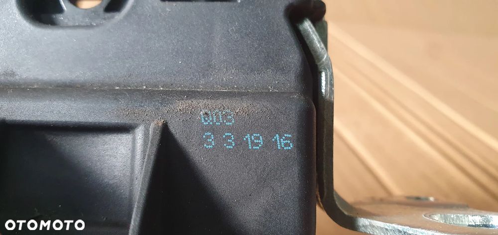 Zamek kanapy prawy tył tylny Mercedes E-Klasa W213 - 5