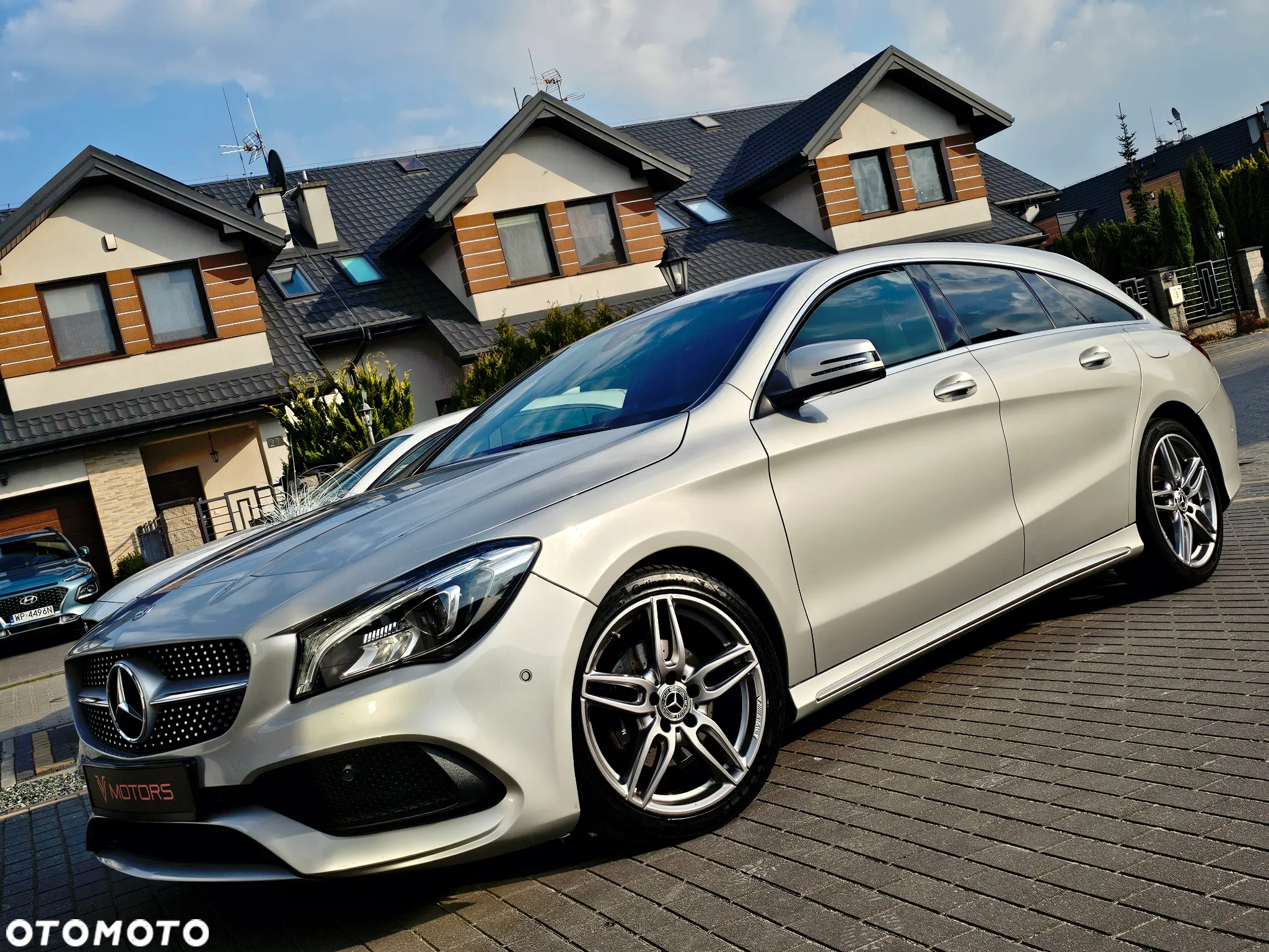 Mercedes-Benz CLA Shooting Brake 180 d 7G-DCT AMG Line - 9
