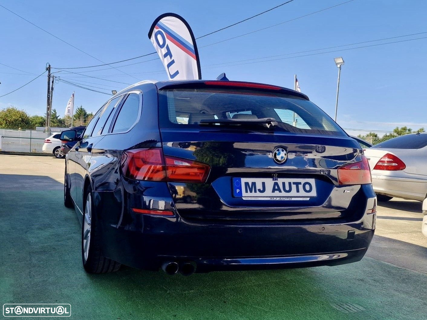 BMW 520 d Exclusive Auto 129g - 3