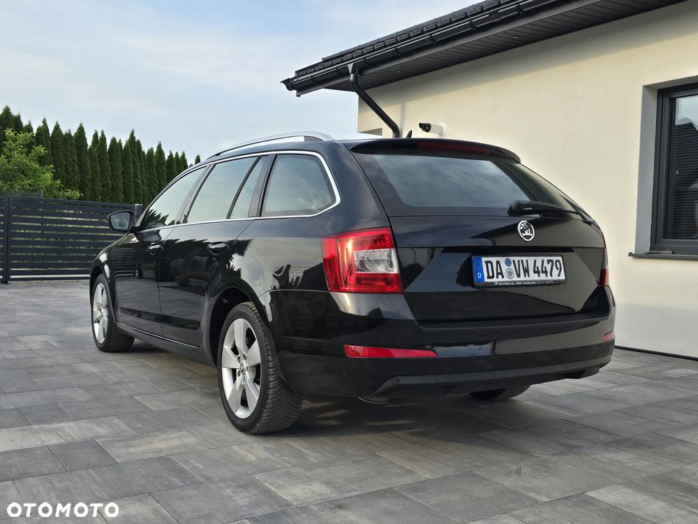 Skoda Octavia 1.4 TSI DSG Style - 4