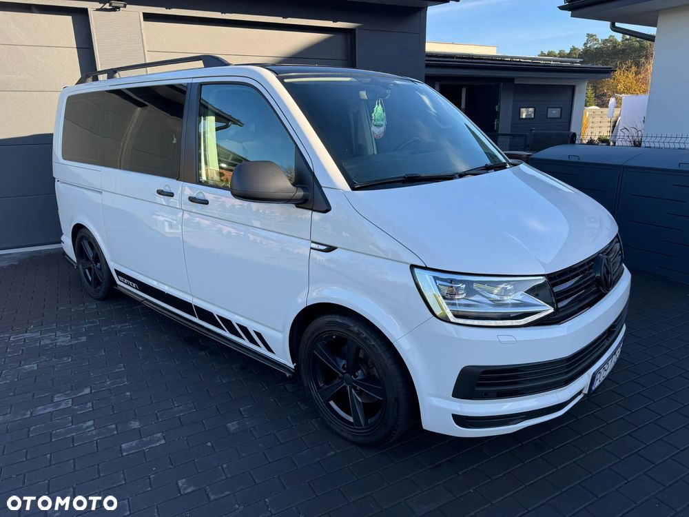 Volkswagen Multivan - 11