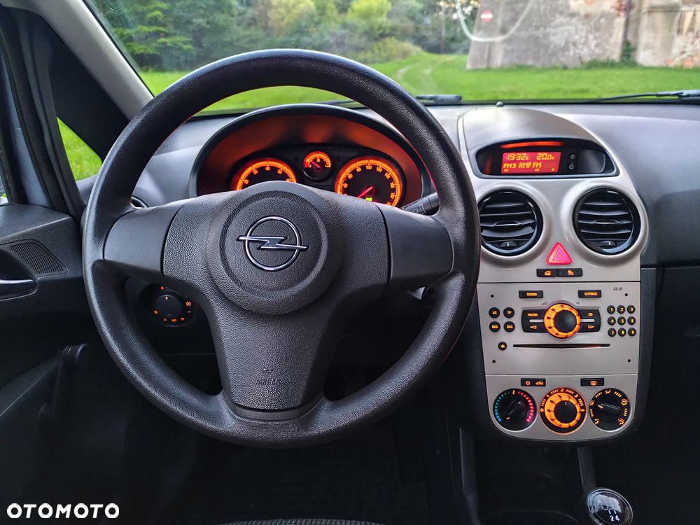 Opel Corsa 1.2 16V Easytronic Cosmo - 15