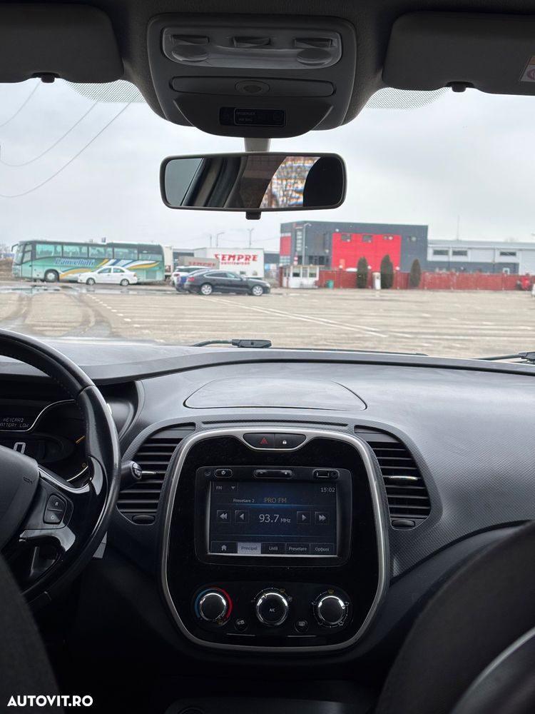 Renault Captur - 15