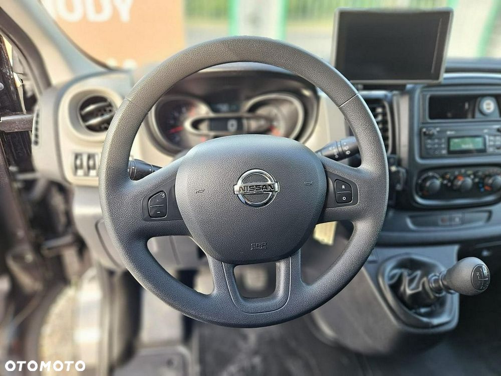 Nissan NV300 - 10