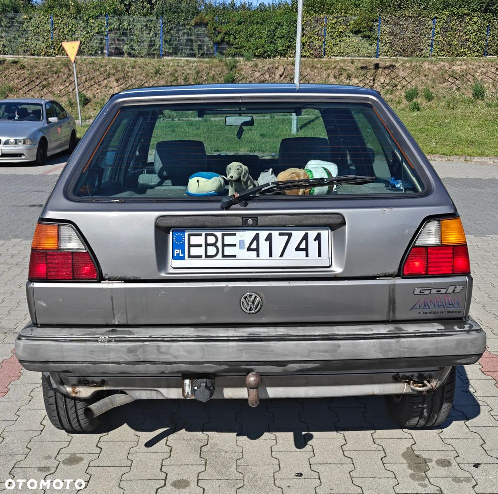 Volkswagen Golf - 10