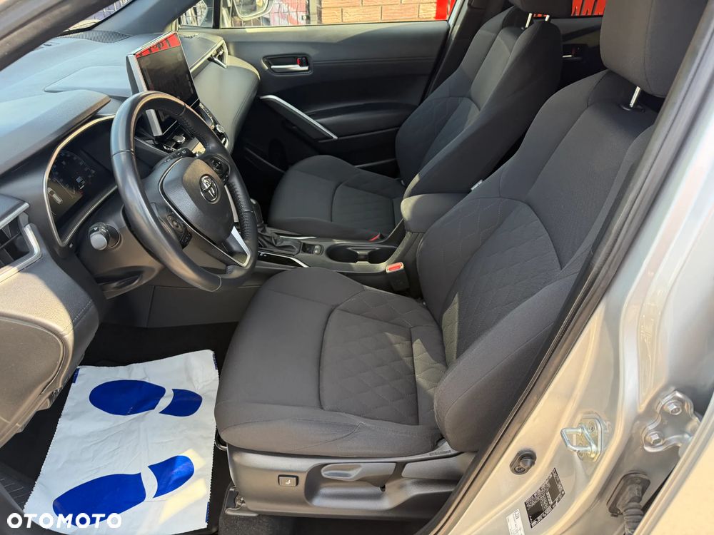 Toyota Corolla Cross 2.0 Hybrid Comfort - 10