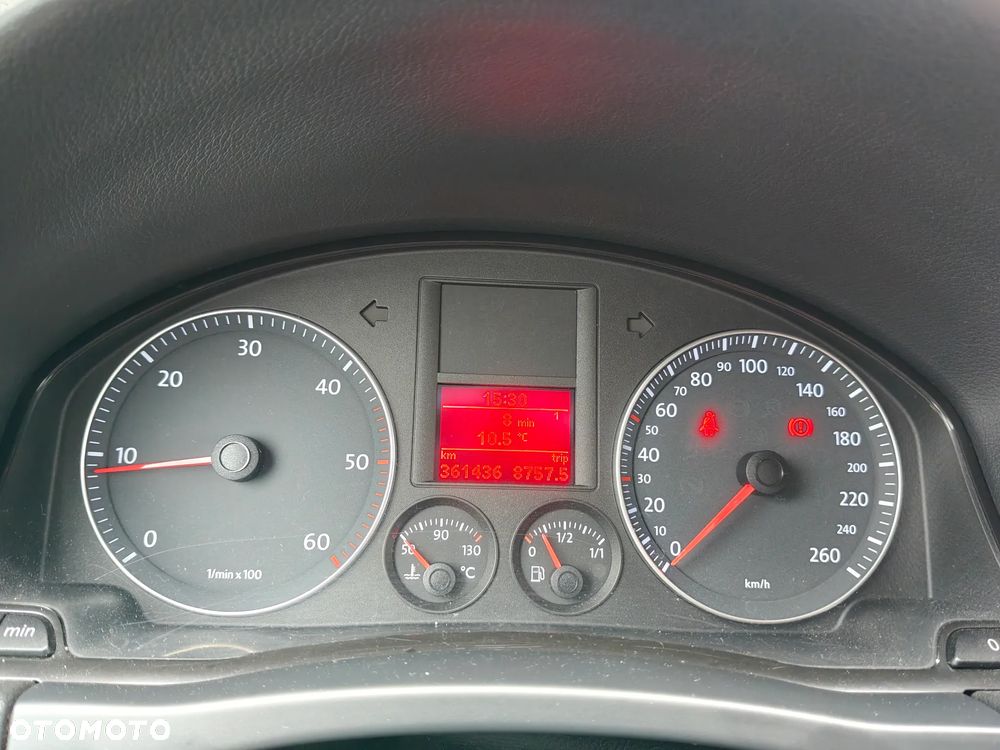 Volkswagen Golf 1.9 TDI Comfortline - 21