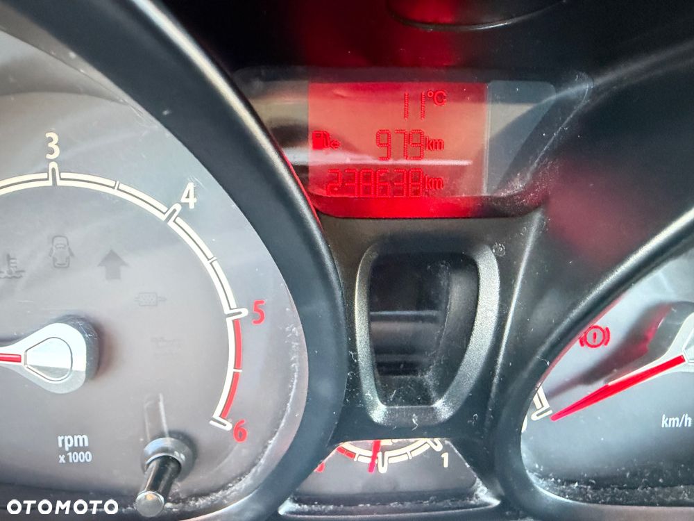 Ford Fiesta ver-1-0-ecoboost-start--stop-titanium - 25