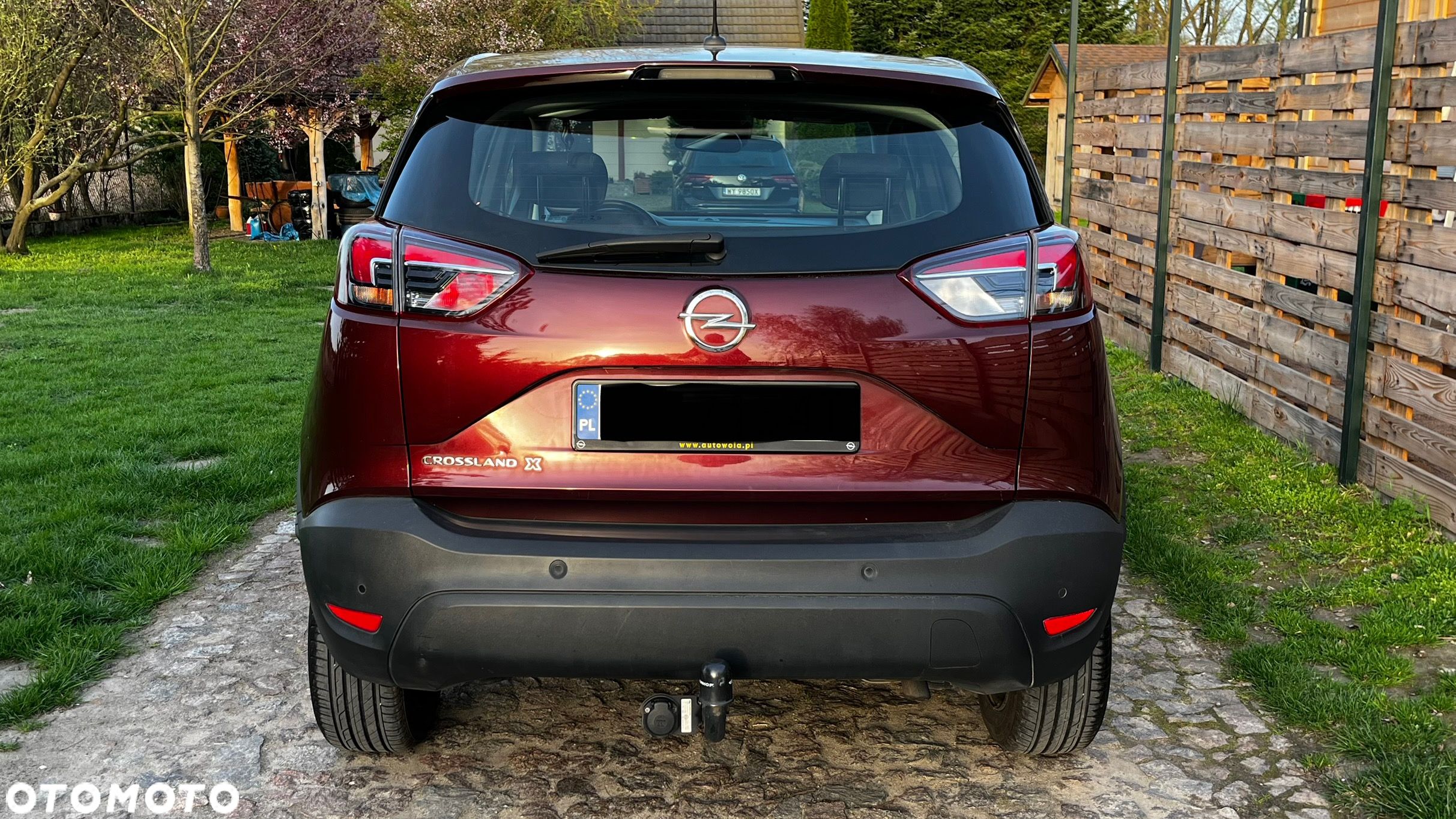 Opel Crossland X 1.2 T Enjoy S&S - 9