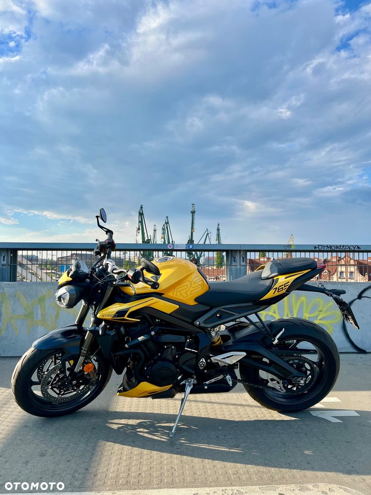 Triumph Street Triple - 6