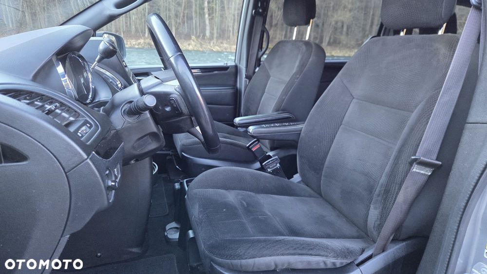 Dodge Grand Caravan 3.6 Express - 22