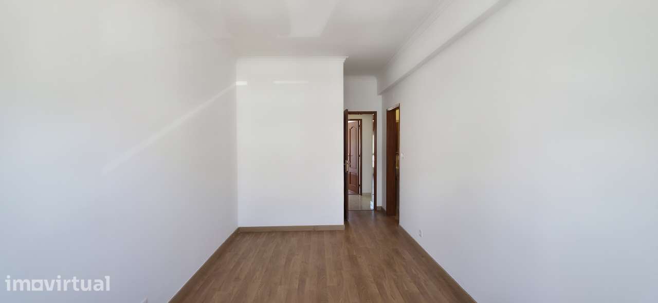 Apartamento T3 no Laranjeiro - Grande imagem: 4/13