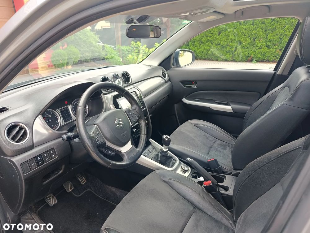 Suzuki Vitara - 24