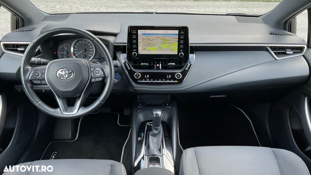 Toyota Corolla 2.0 Business Edition - 15